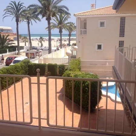 Villa Luxury 20mts Far From The Sea