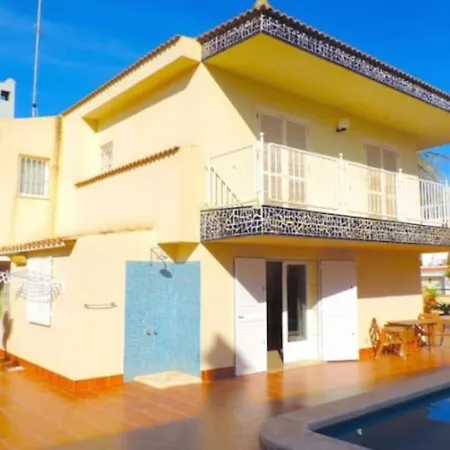 Luxury 20mts Far From The Sea Orihuela