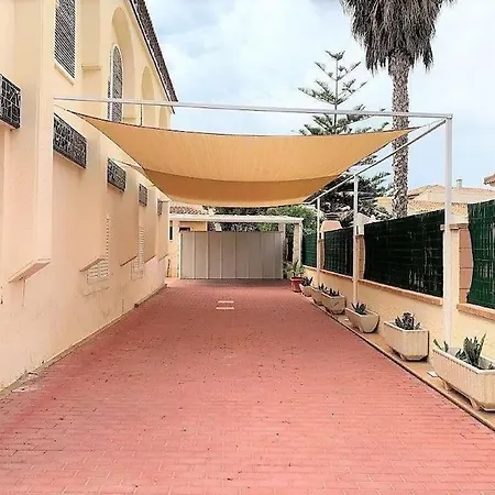 Luxury 20mts Far From The Sea *